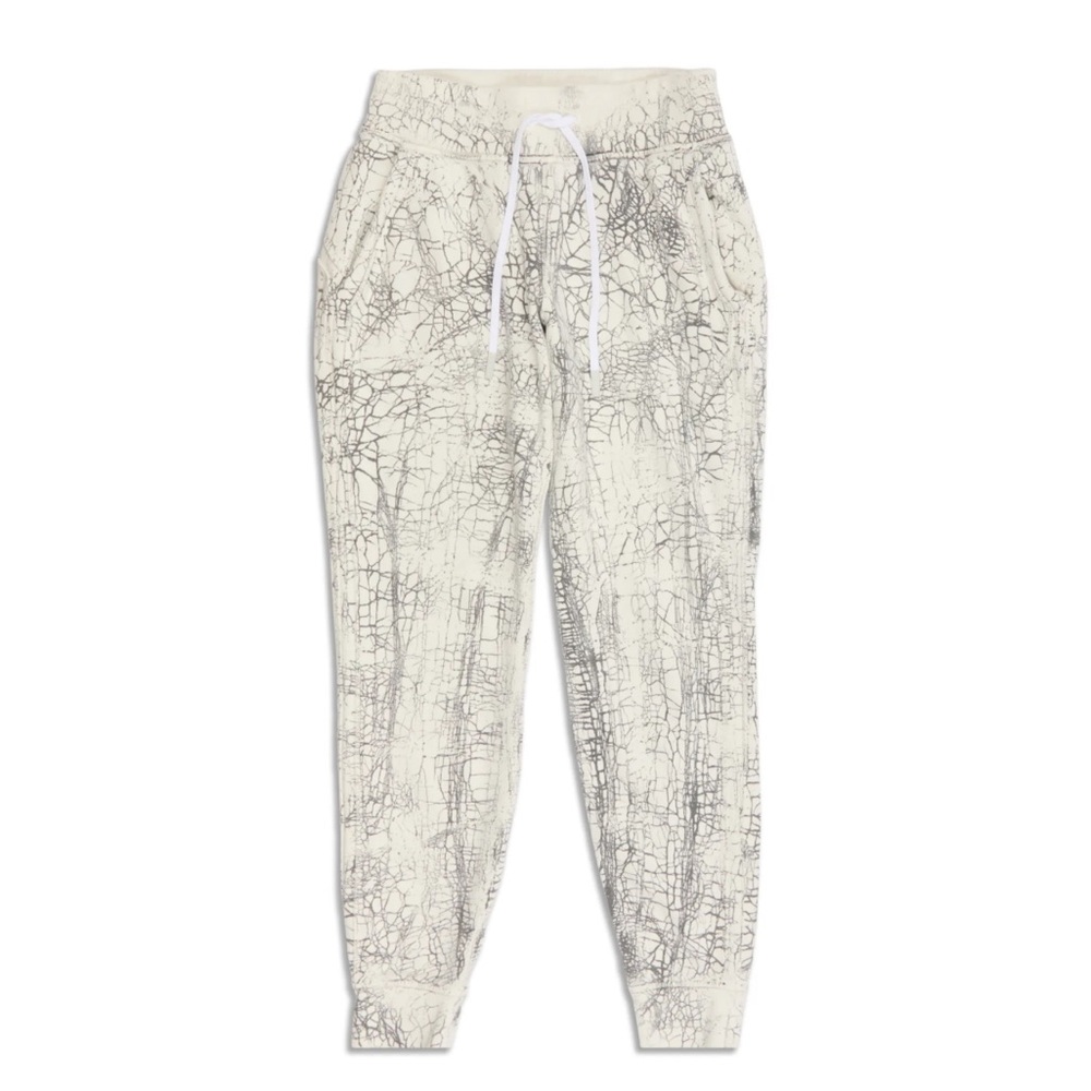 LULULEMON NWT Warm Down Jogger Thread Dye White Black 7/8 Length Size 6